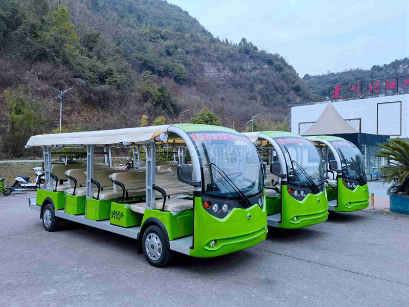 LT-S款17座电动观光车