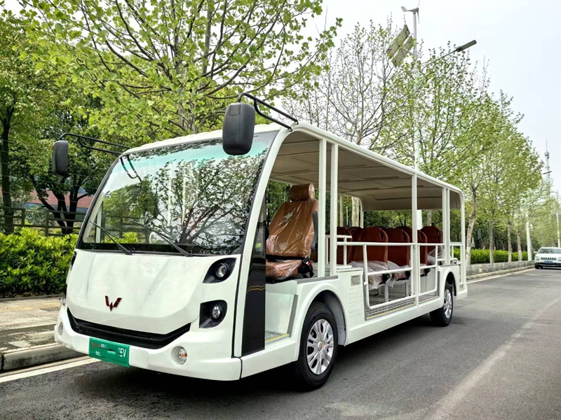 国宾款23座电动观光车--70Kwh